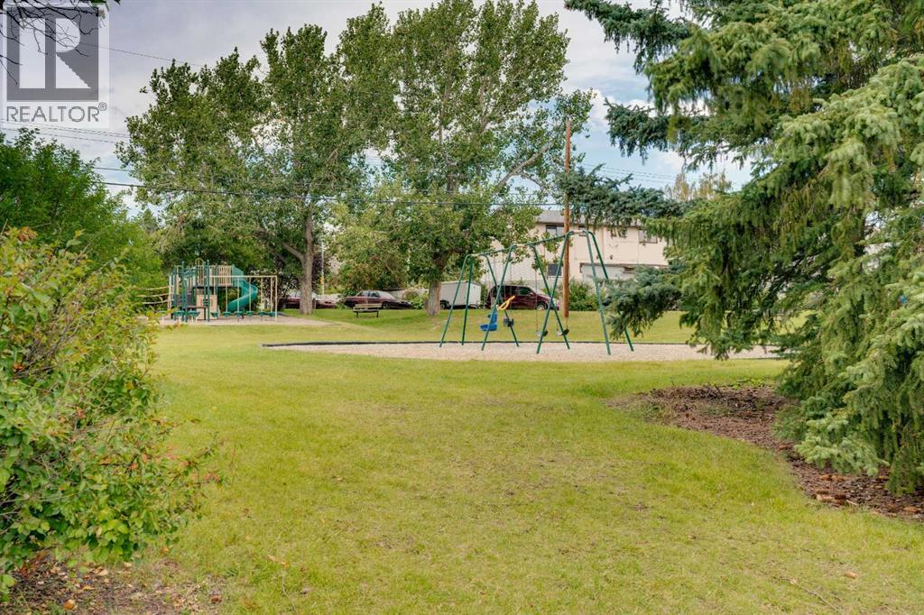 5031 Newcombe Place Nw, Calgary, Alberta  T2K 2P6 - Photo 32 - A2339693
