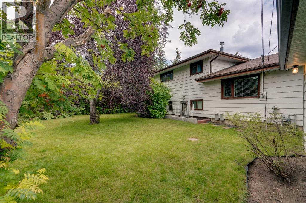 5031 Newcombe Place Nw, Calgary, Alberta  T2K 2P6 - Photo 27 - A2339693