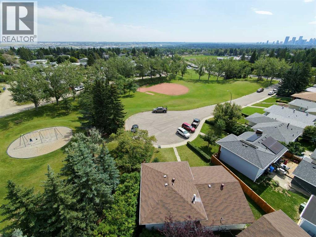 5031 Newcombe Place Nw, Calgary, Alberta  T2K 2P6 - Photo 39 - A2339693