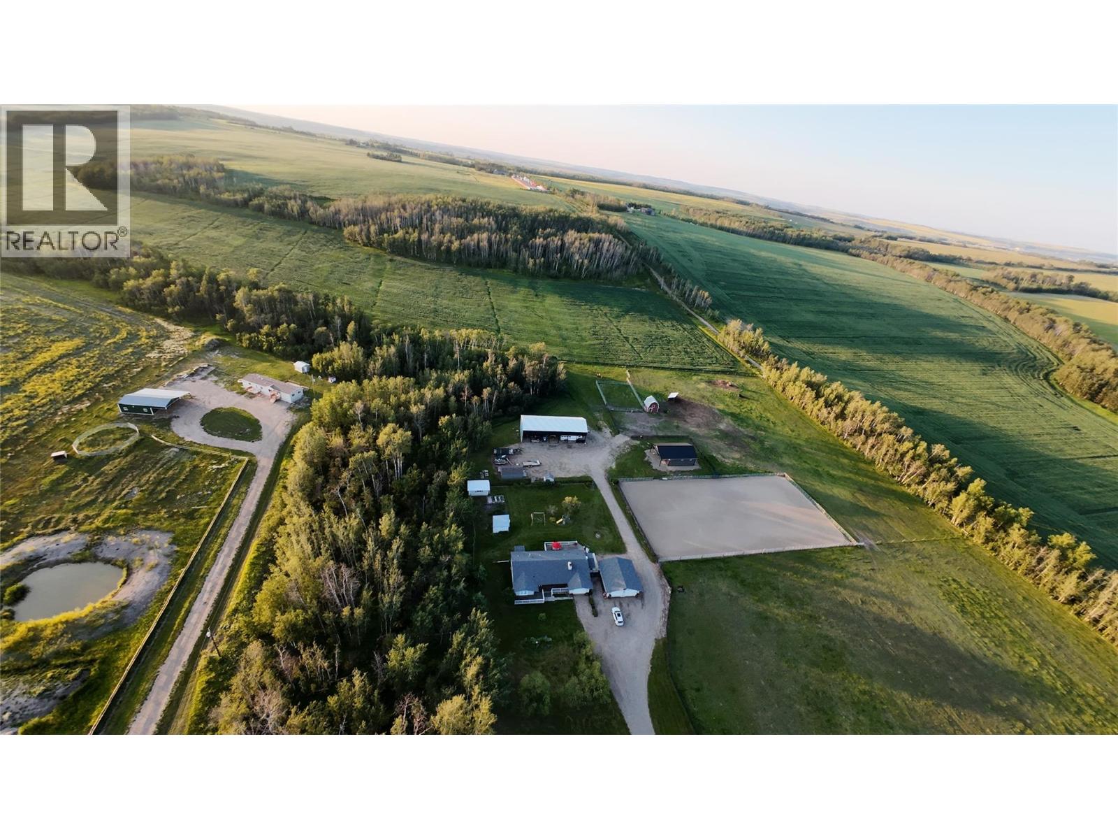 3622-3632 208 Road, Dawson Creek, British Columbia  V1G 5A1 - Photo 2 - 10388954