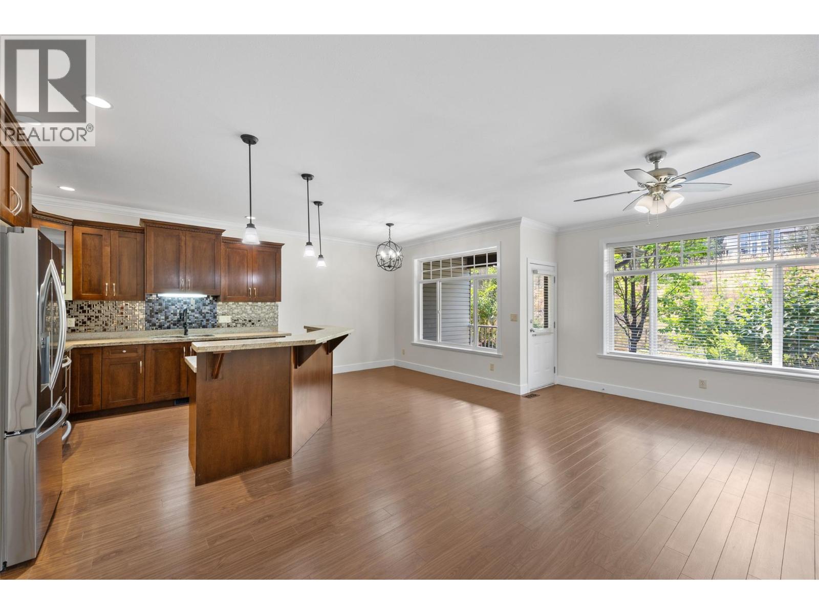2046 Robson Place Unit# 5, Kamloops, British Columbia  V2E 0A5 - Photo 8 - 10398639