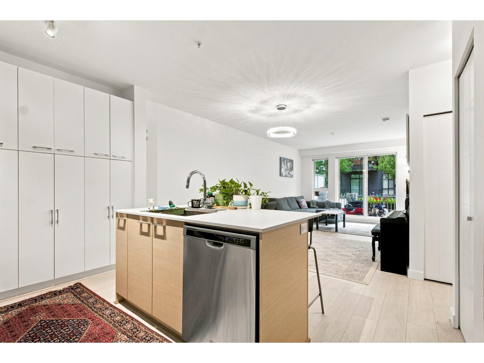118 13963 105 Boulevard, Surrey, British Columbia V3T 0M9 - Photo 15 - R3158401