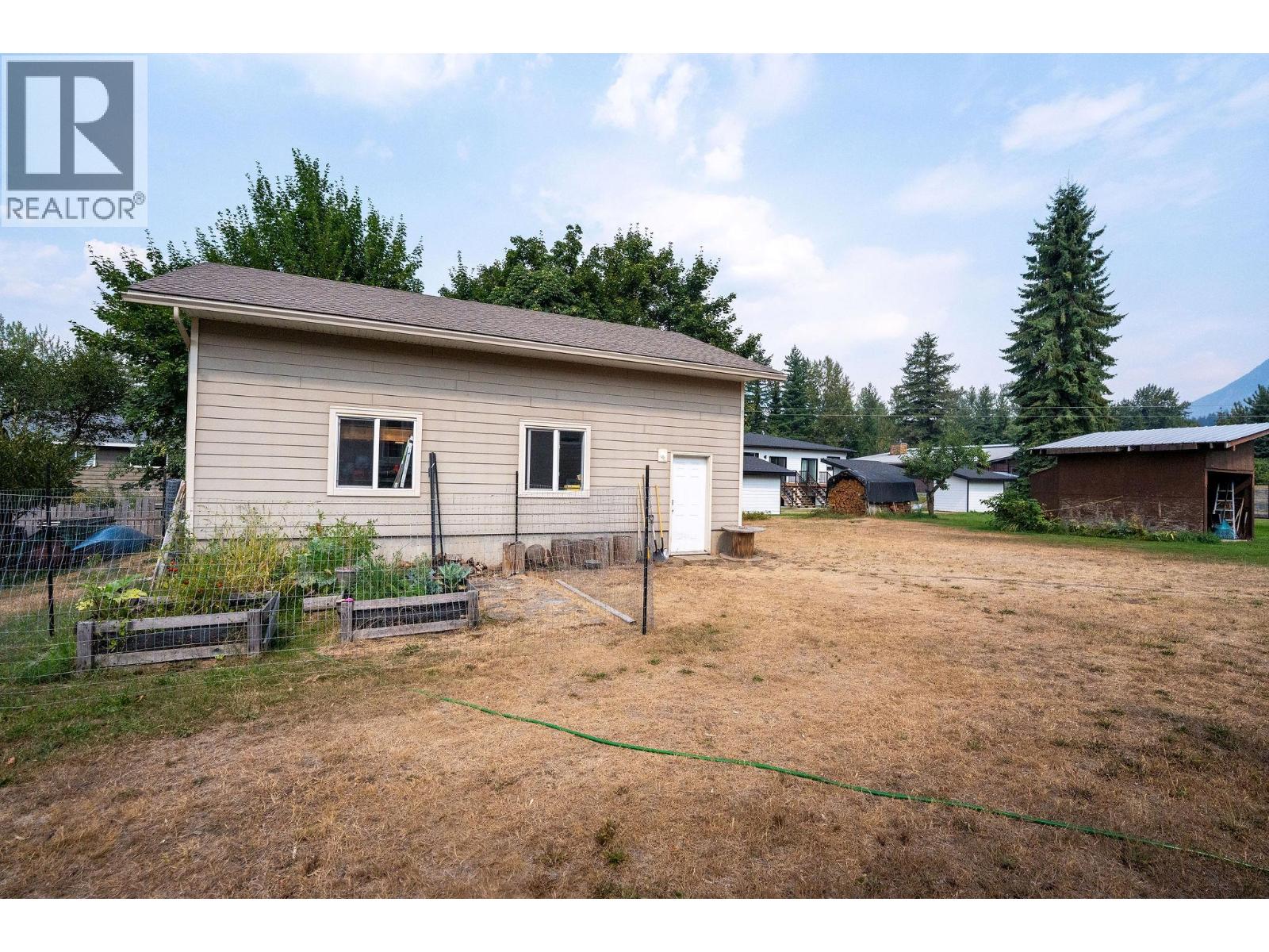 1506 Mountain View Drive, Revelstoke, British Columbia  V0E 2S1 - Photo 26 - 10396936