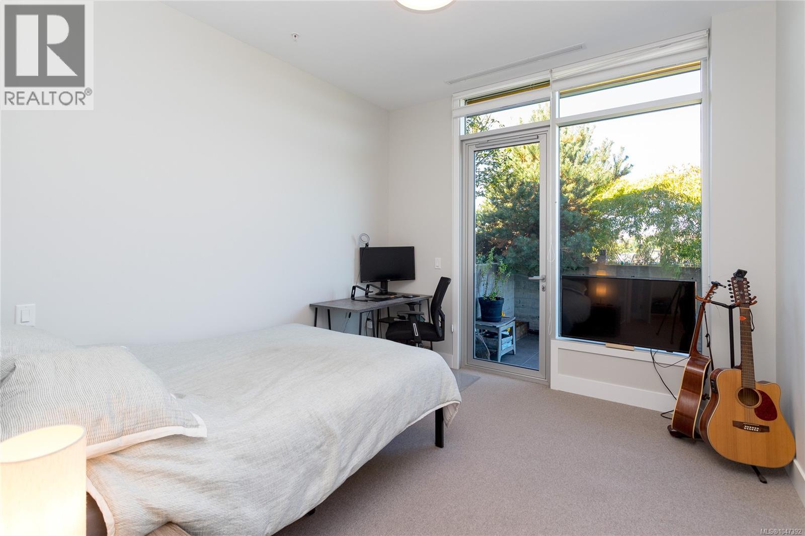 401 986 Heywood Ave, Victoria, British Columbia V8V 2Y6 - Photo 25 - 1047392