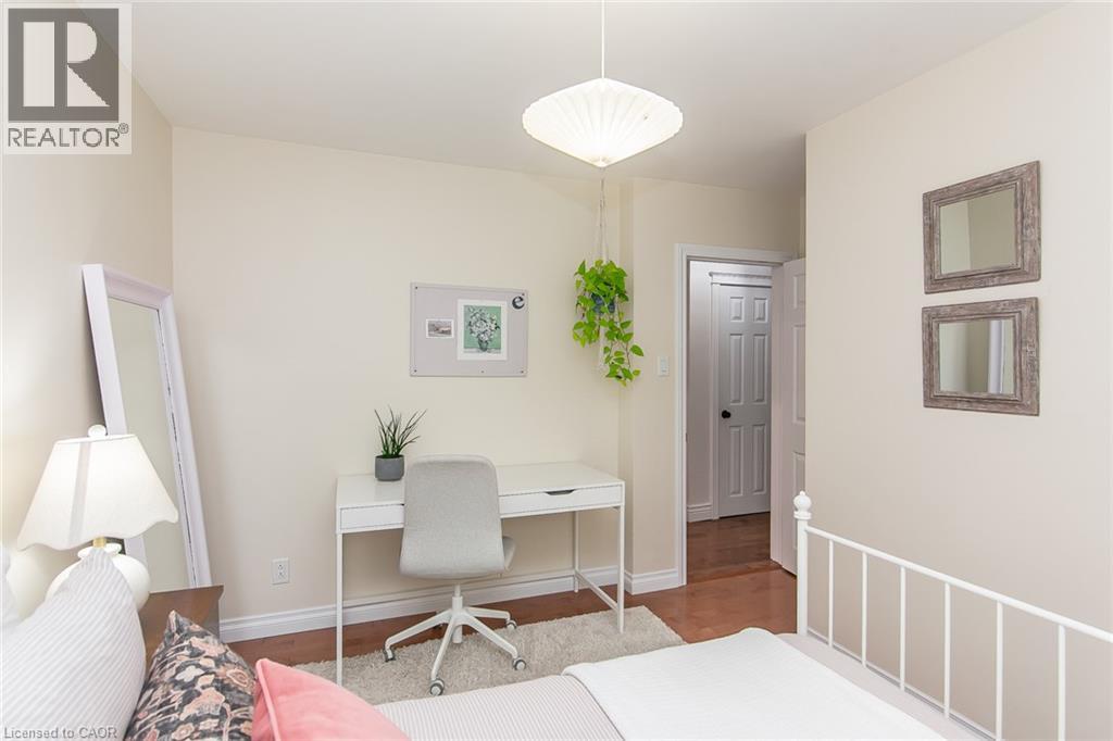 210 Dawson Street, Waterloo, Ontario  N2L 1S4 - Photo 23 - 40847465