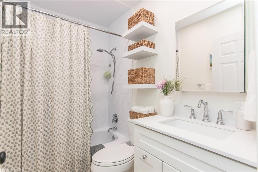 210 Dawson Street, Waterloo, Ontario  N2L 1S4 - Photo 26 - 40847465
