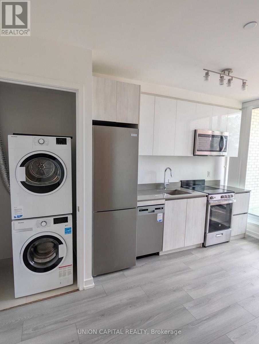 320 - 3100 KEELE STREET, Toronto, Ontario