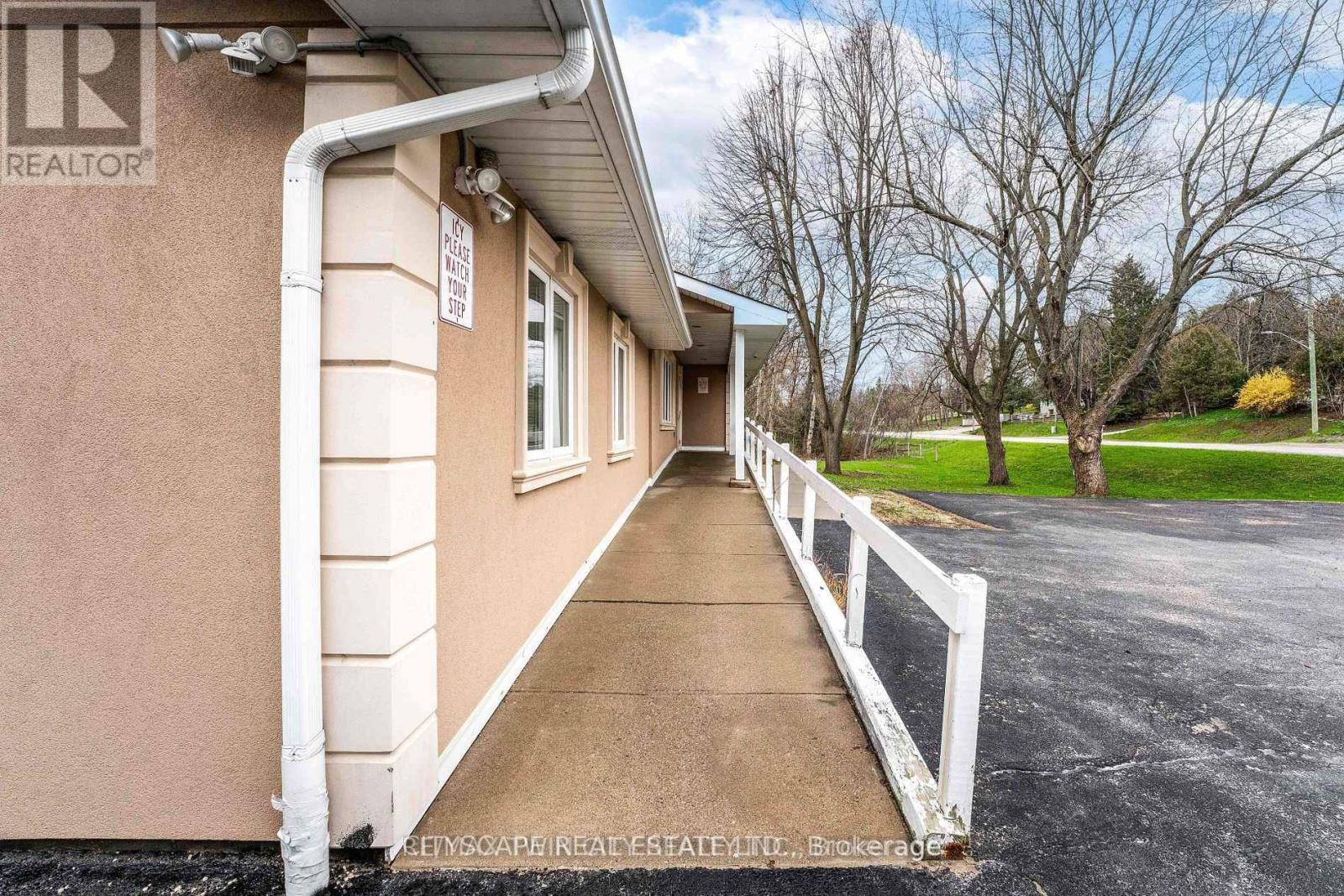9565 Wellington Road 124 Road, Erin, Ontario  N0B 1T0 - Photo 3 - X13708474