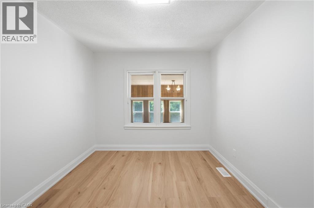 22 David Avenue, Hamilton, Ontario  L9A 3V1 - Photo 8 - 40852062