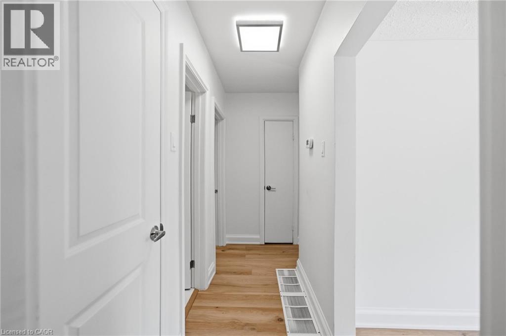 22 David Avenue, Hamilton, Ontario  L9A 3V1 - Photo 12 - 40852062