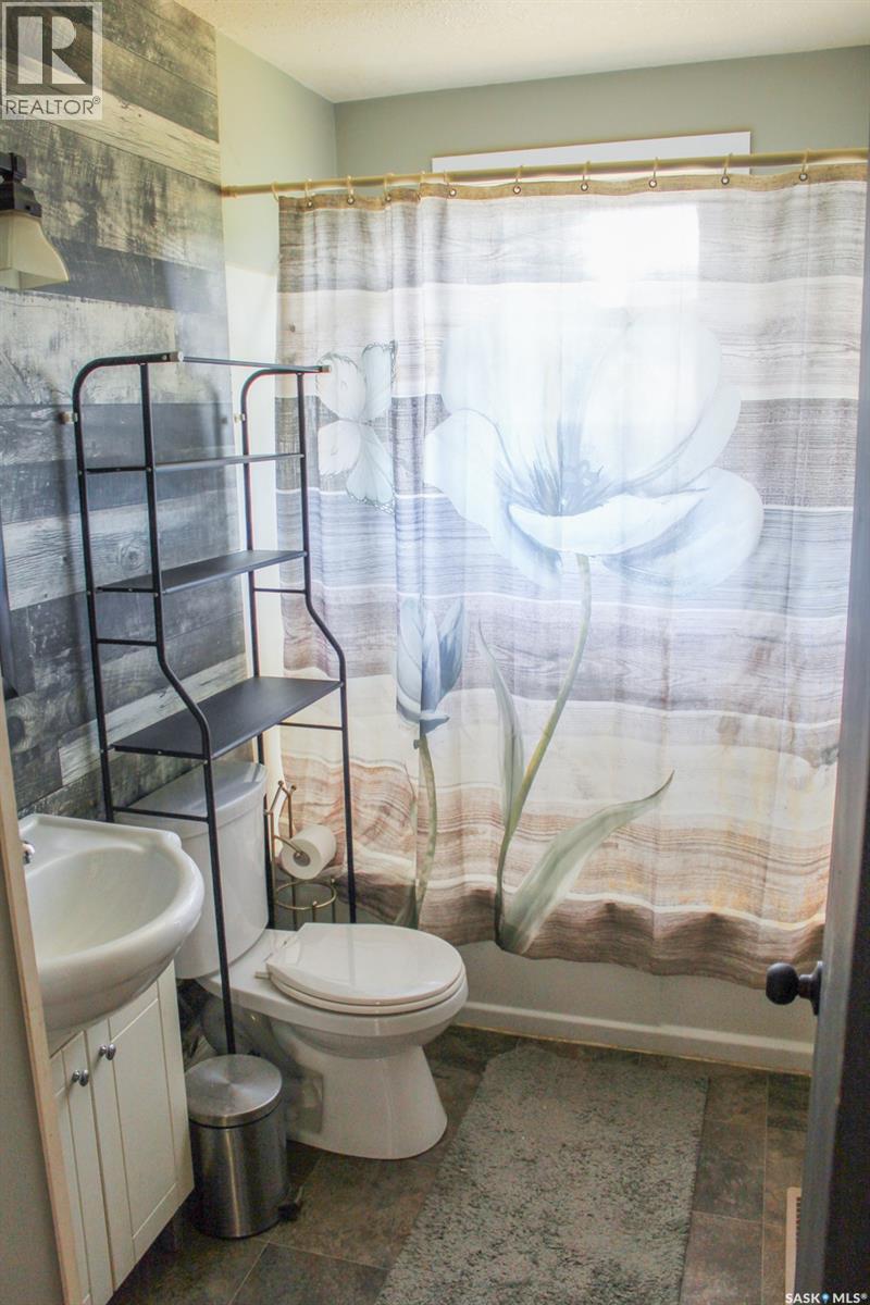 517 Mcleod Avenue E, Melfort, Saskatchewan  S0E 1A0 - Photo 6 - SK046508