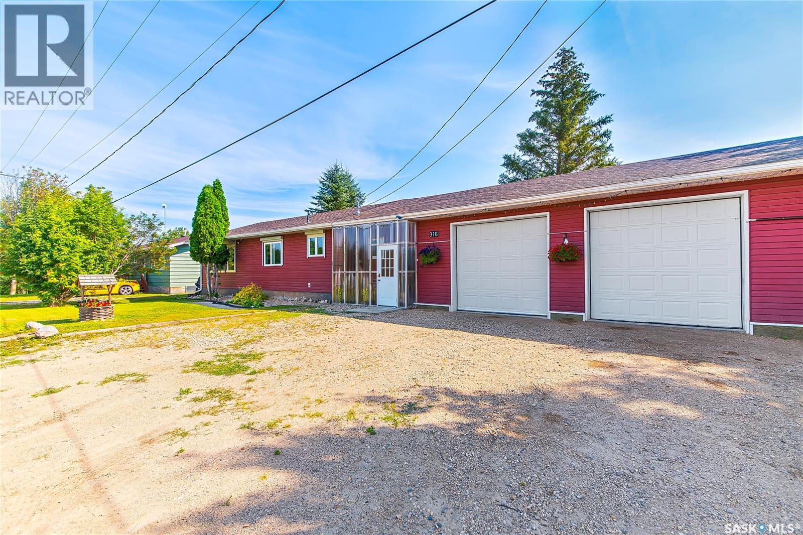 316 3rd Avenue, Meacham, Saskatchewan  S0K 2V0 - Photo 5 - SK046367