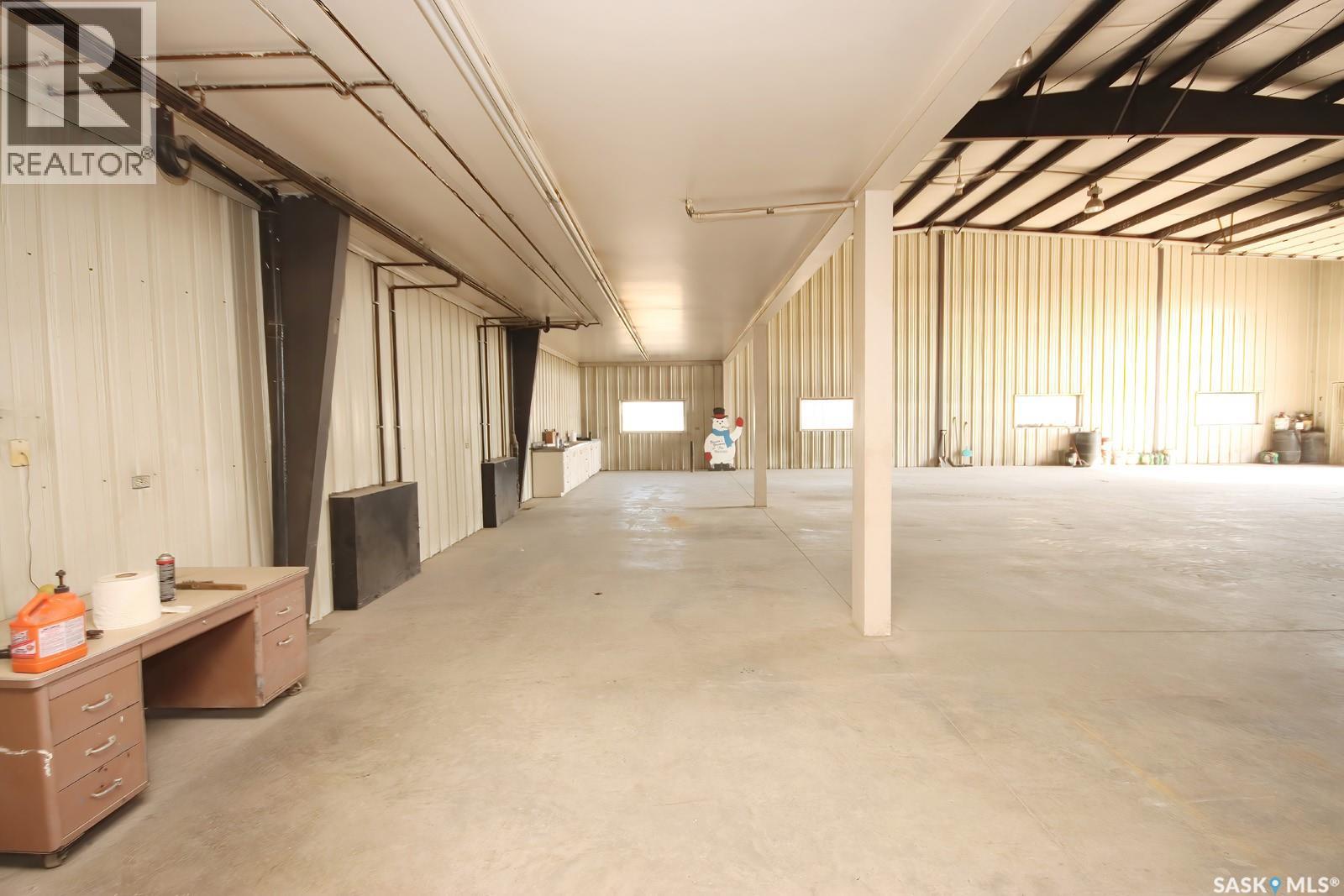 48 39 Highway, Estevan, Saskatchewan  S4A 2A5 - Photo 31 - SK046279