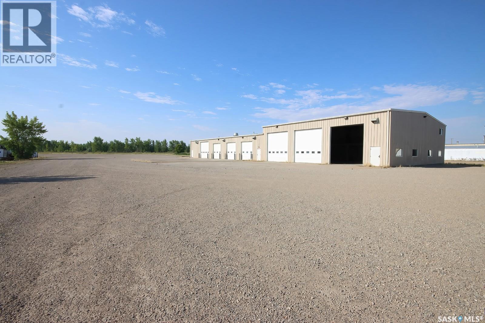 48 39 Highway, Estevan, Saskatchewan  S4A 2A5 - Photo 7 - SK046279