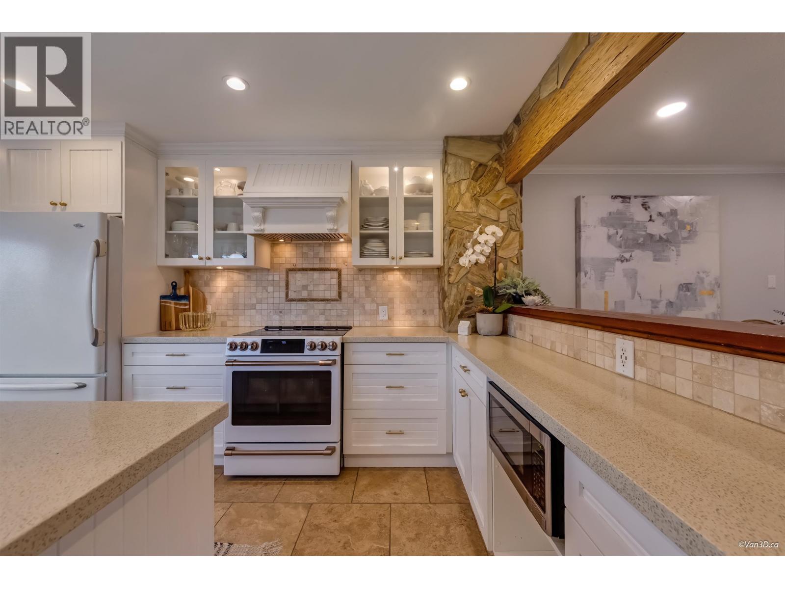 21 Malta Place, Vancouver, British Columbia V5M 4C4 - Photo 9 - R3158276