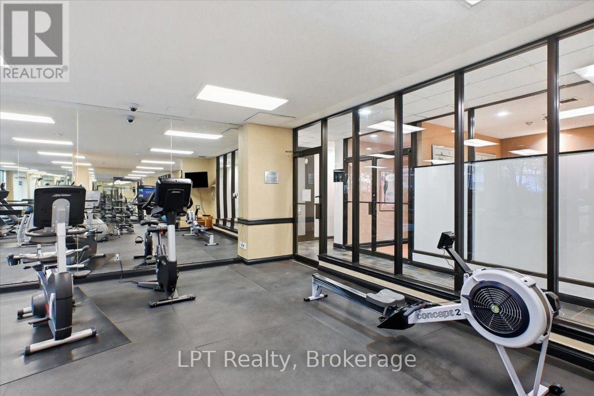 2721 - 633 Bay Street, Toronto, Ontario  M5G 2G4 - Photo 26 - C13708544