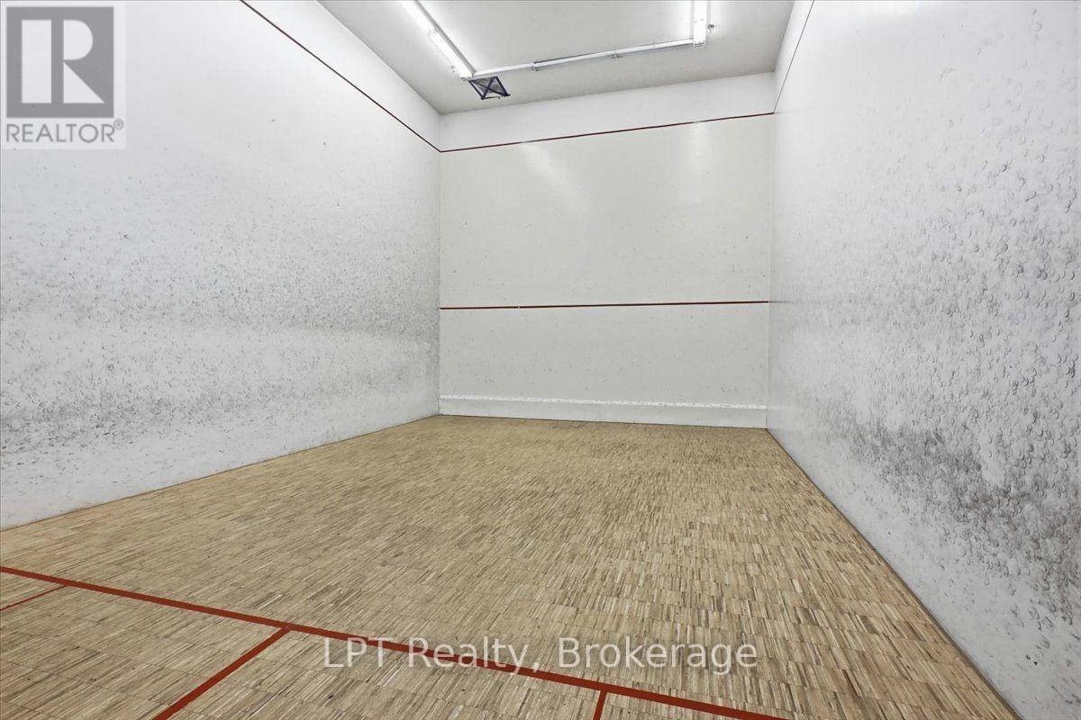 2721 - 633 Bay Street, Toronto, Ontario  M5G 2G4 - Photo 30 - C13708544