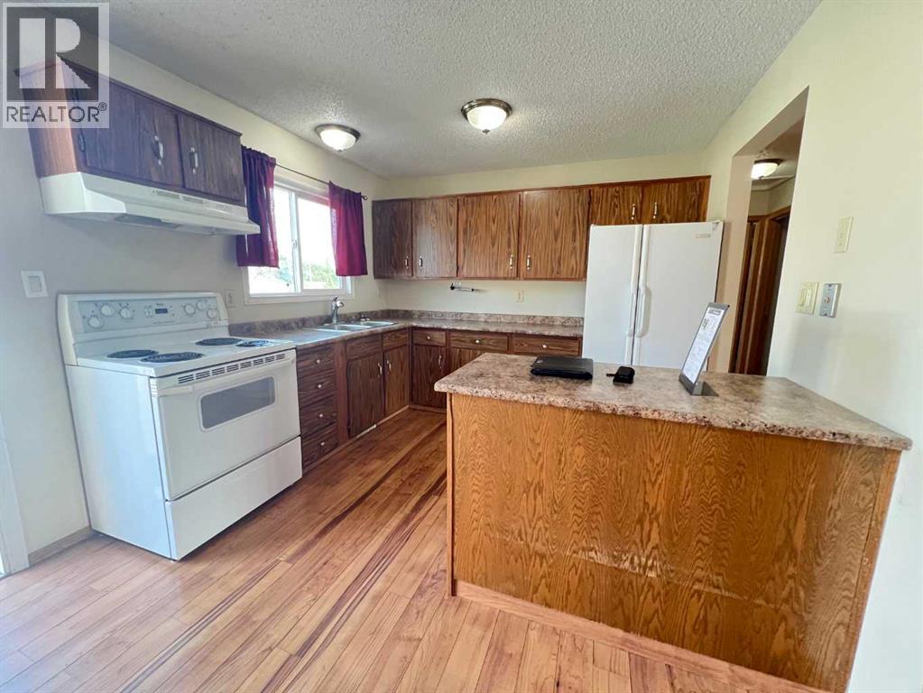 63 Mclevin Crescent, Red Deer, Alberta  T4R 1S8 - Photo 39 - A2321715