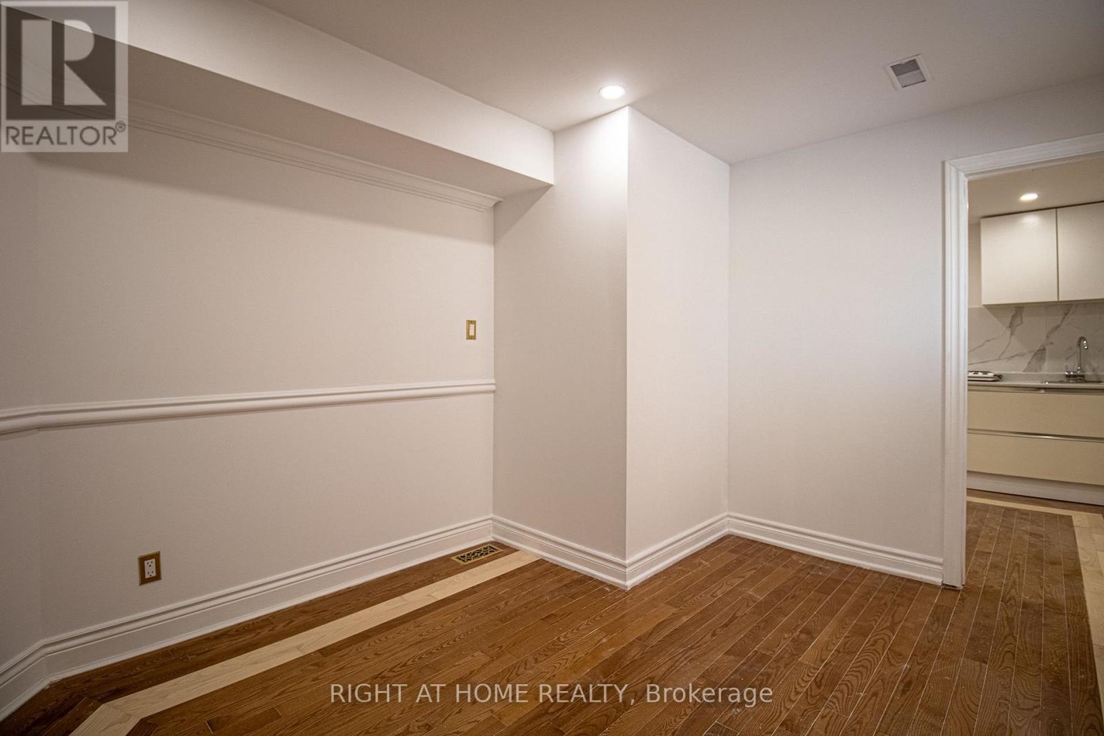 Lower Level - 12 Josie Drive, Richmond Hill, Ontario  L4C 7G1 - Photo 5 - N13708528