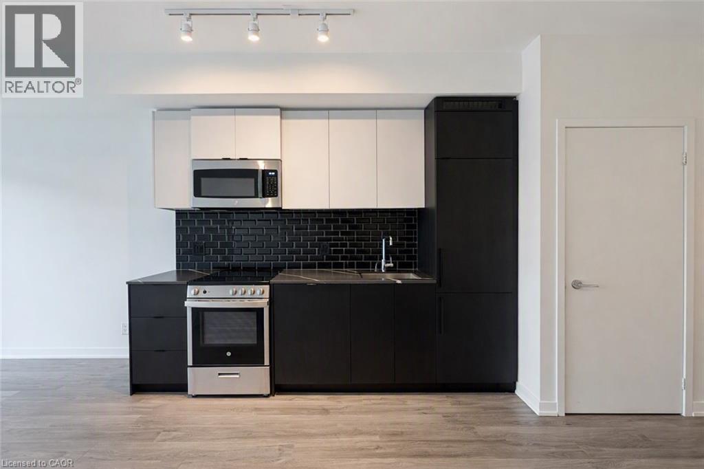 285 Dufferin St W/s Street Unit# 609, Toronto, Ontario  M6K 0J2 - Photo 2 - 40857794