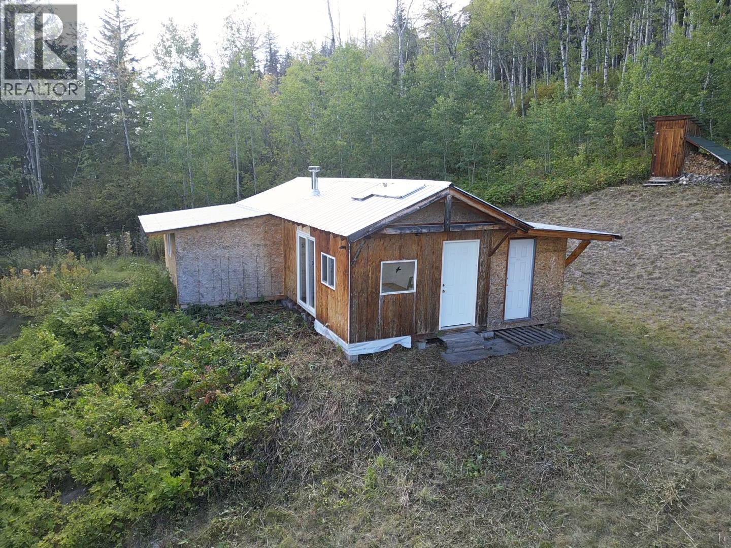 1420 Francois Lake Road, Fraser Lake, British Columbia  V0J 1S0 - Photo 10 - R3158274