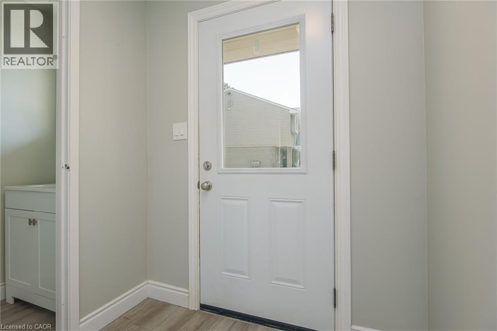 125 Sekura Crescent Unit# 13, Cambridge, Ontario  N1R 8B4 - Photo 13 - 40856110