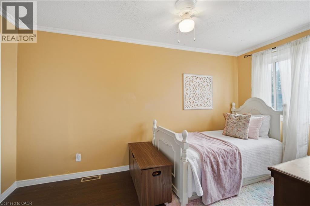 22 Delena Avenue N, Hamilton, Ontario  L8H 6B4 - Photo 13 - 40857061
