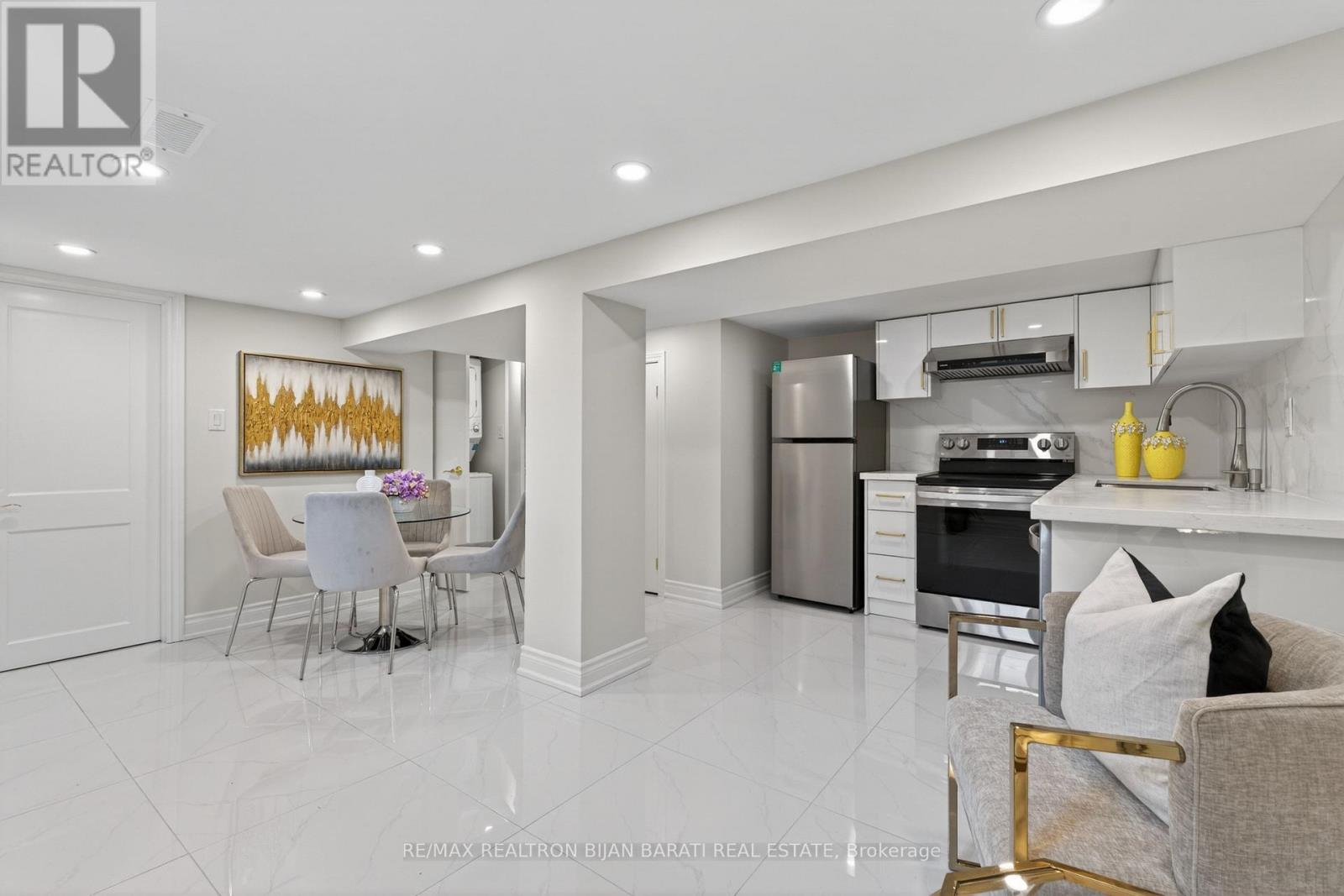 1 Wanless Crescent, Toronto, Ontario  M4N 3B6 - Photo 16 - C13121572