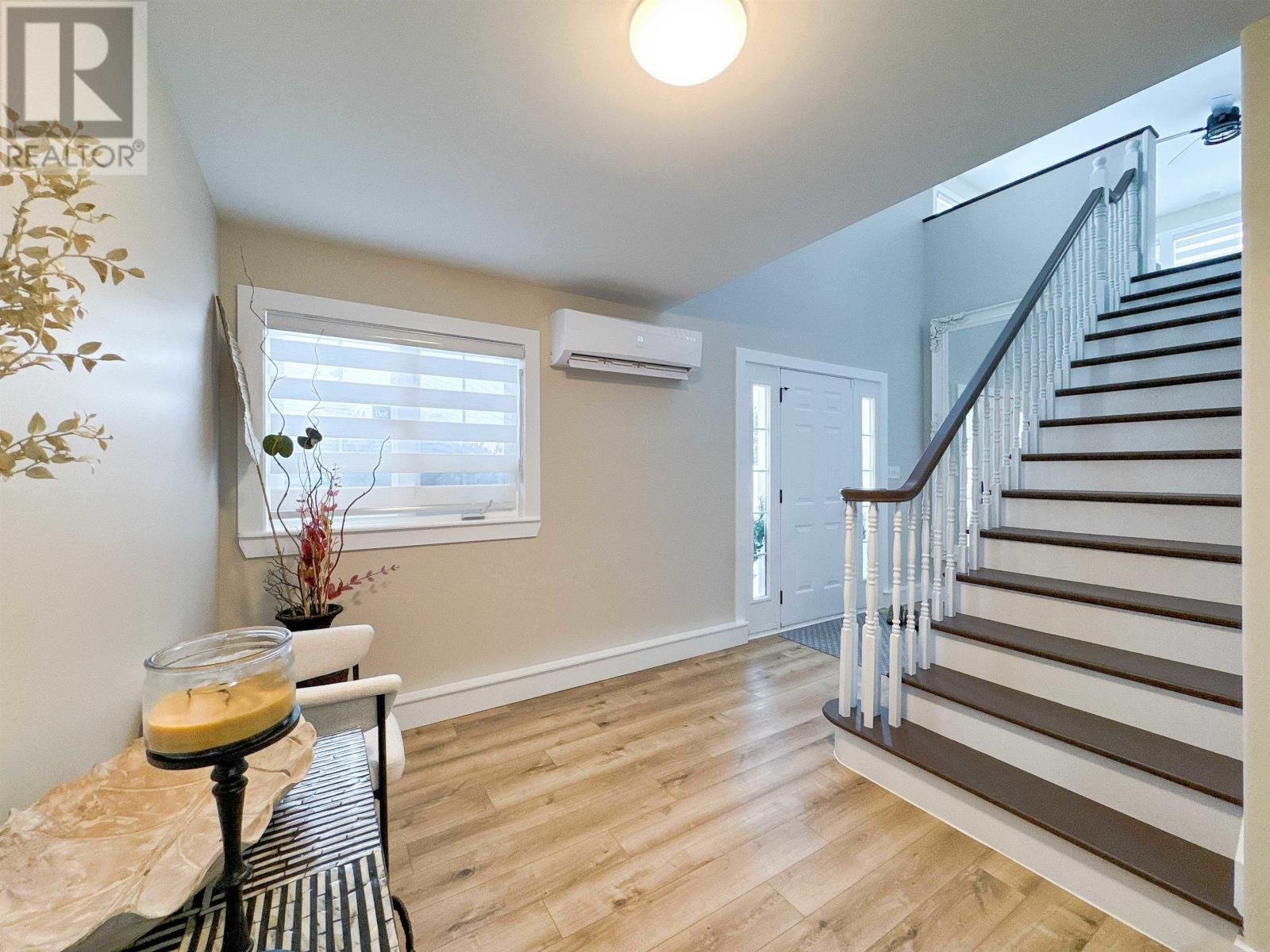 46 Maclauchlan Drive, Stratford, Prince Edward Island  C1B 1M2 - Photo 6 - 202621383