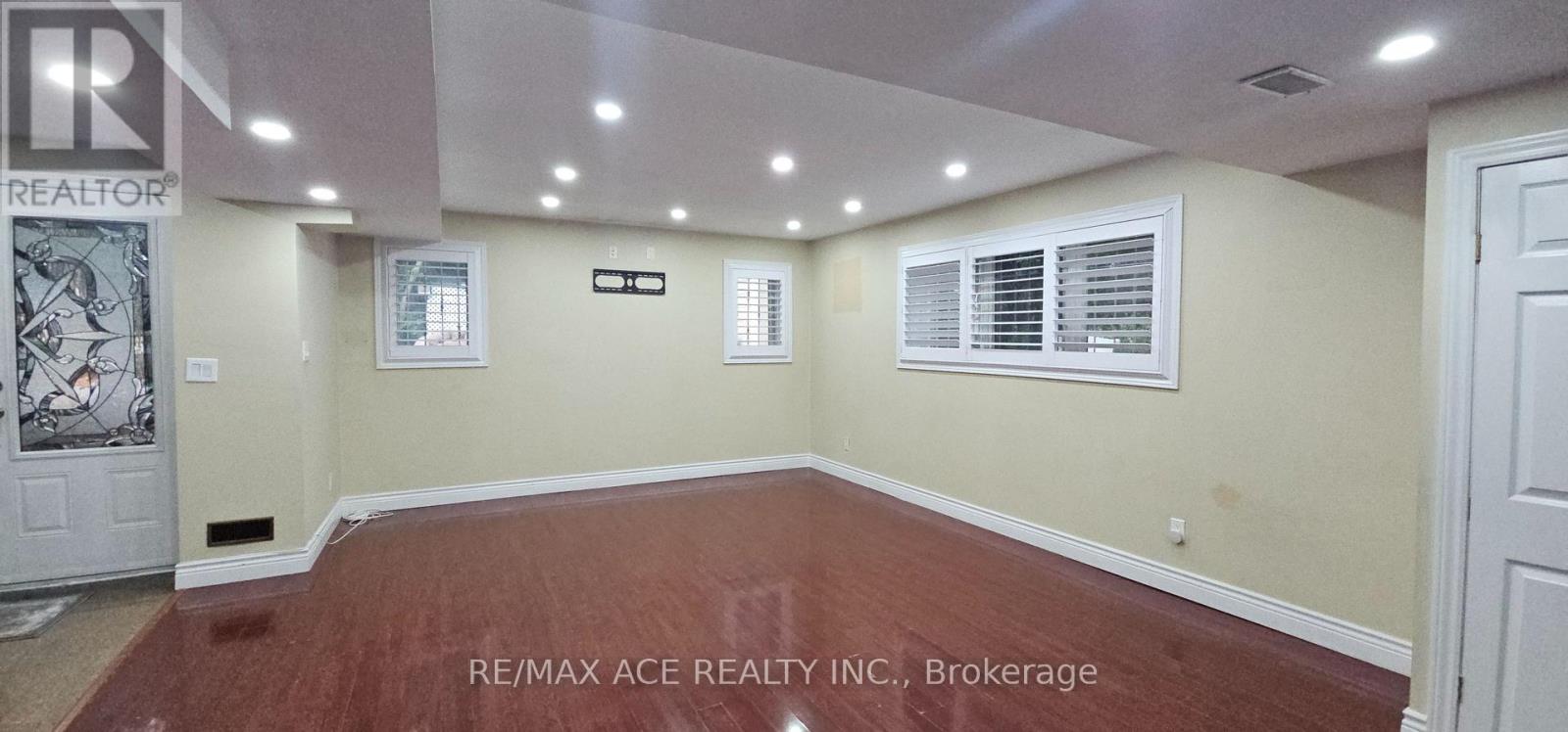 Bsmt - 25 Fawnridge Trail, Toronto, Ontario  M1C 4Y9 - Photo 12 - E13553546