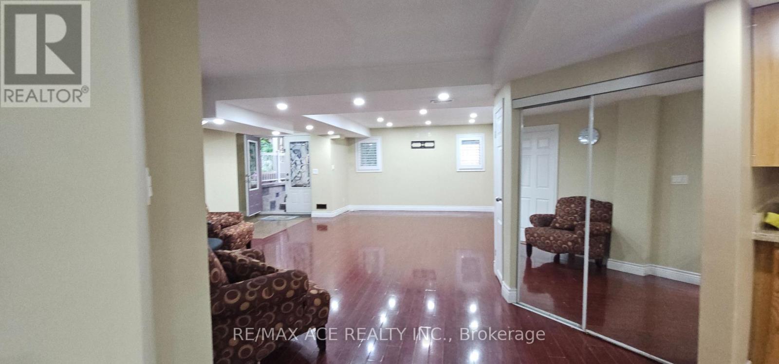 Bsmt - 25 Fawnridge Trail, Toronto, Ontario  M1C 4Y9 - Photo 10 - E13553546