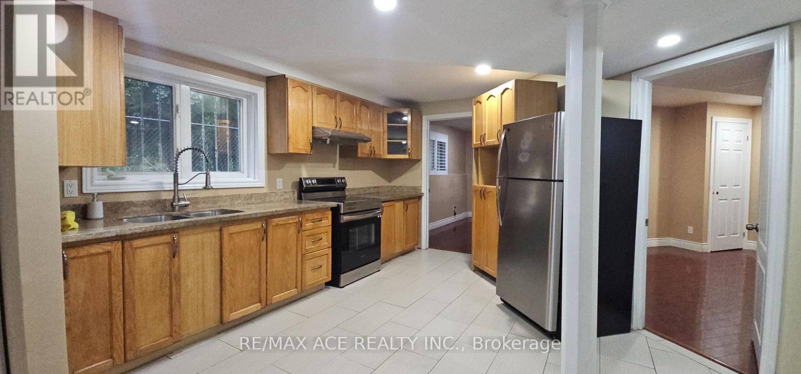 Bsmt - 25 Fawnridge Trail, Toronto, Ontario  M1C 4Y9 - Photo 18 - E13553546