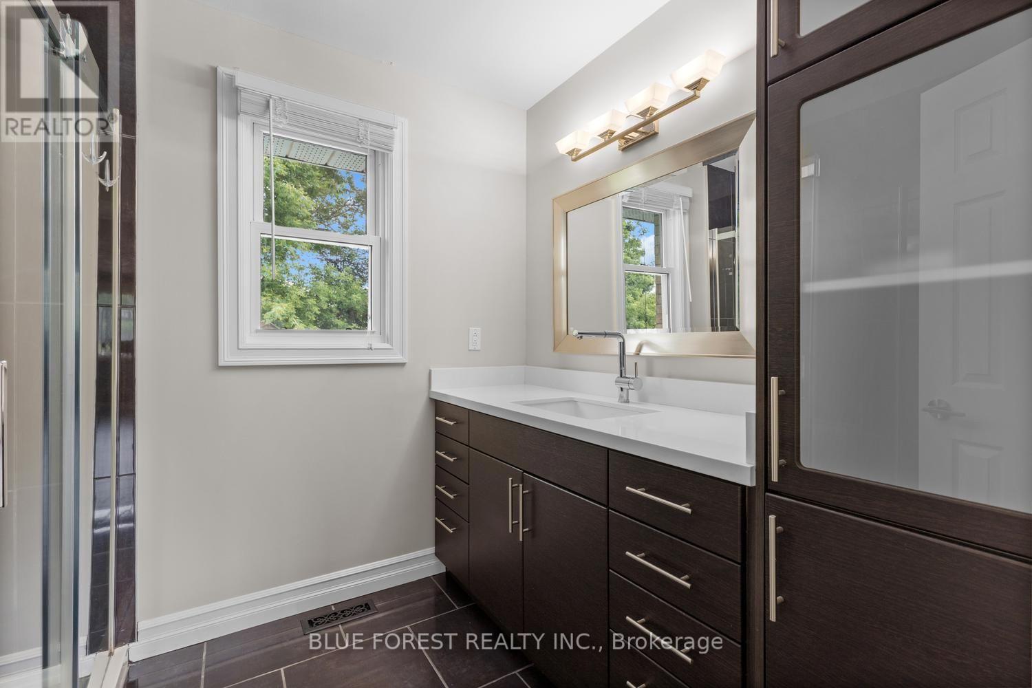935 Country Club Place, London South, Ontario  N6C 5R5 - Photo 28 - X13708572