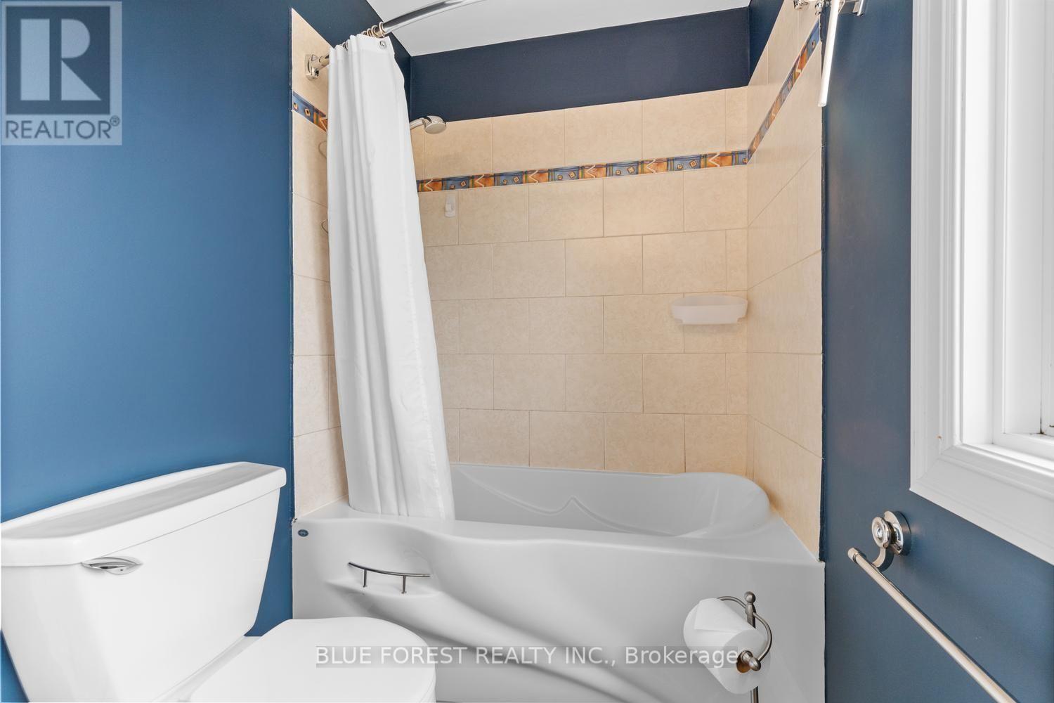 935 Country Club Place, London South, Ontario  N6C 5R5 - Photo 37 - X13708572
