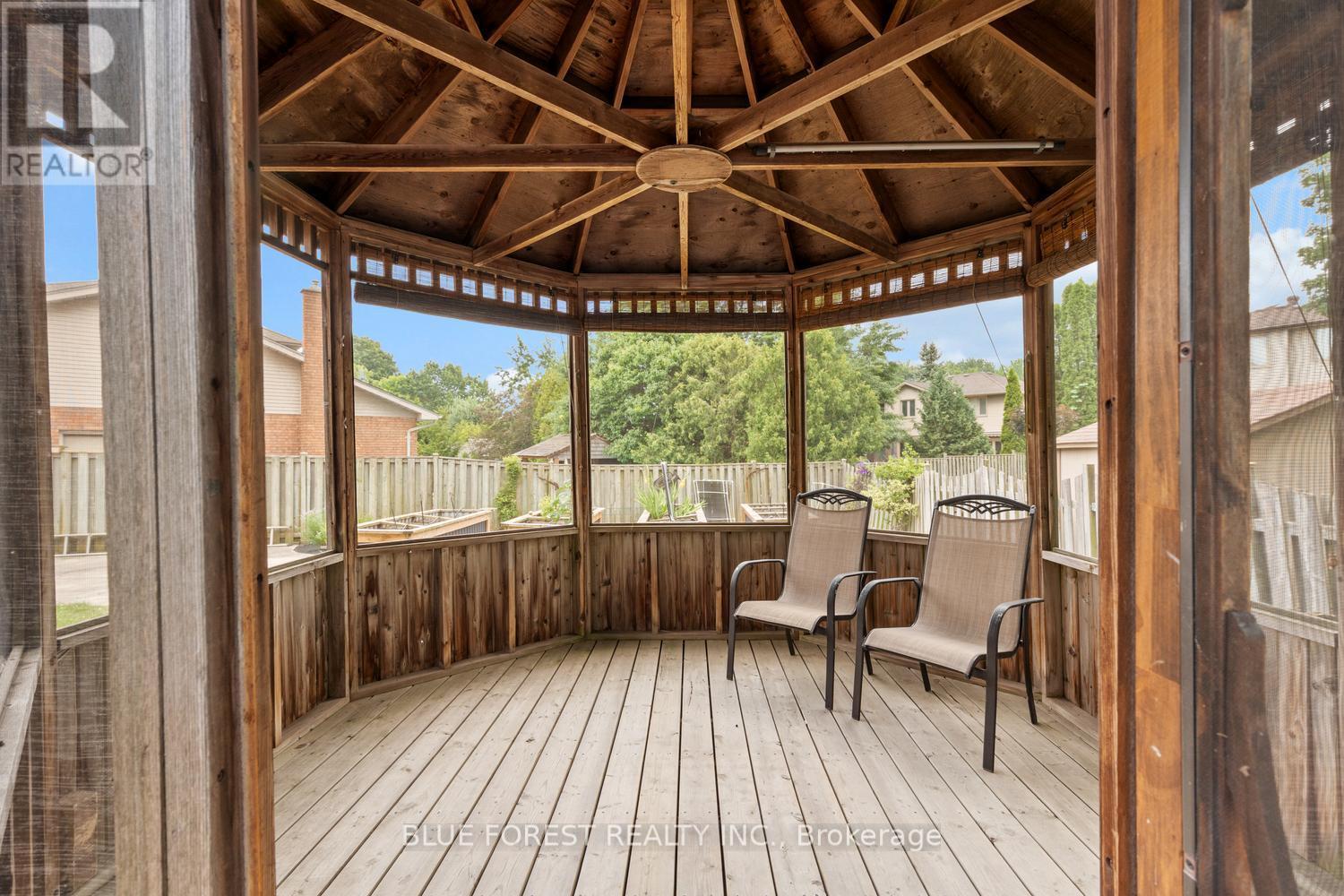 935 Country Club Place, London South, Ontario  N6C 5R5 - Photo 40 - X13708572