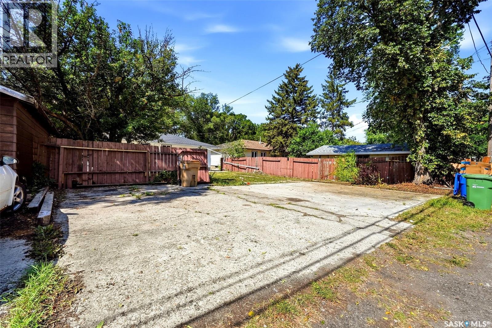 137 Garnet Street, Regina, Saskatchewan  S4R 3R9 - Photo 29 - SK046313