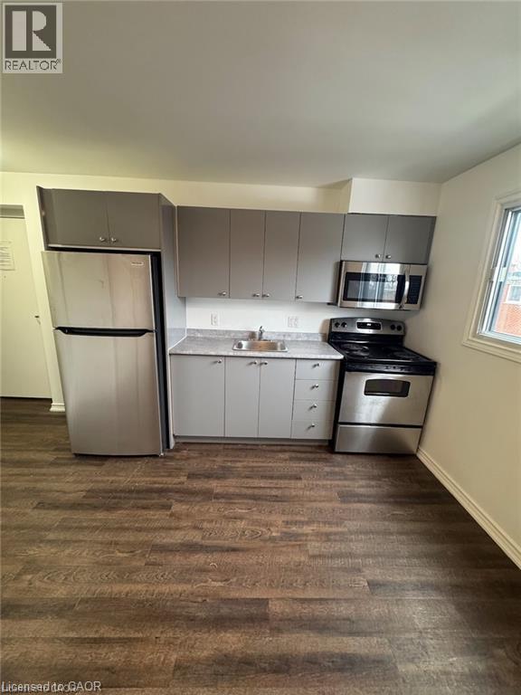 416 Lancaster Street W Unit# J, Kitchener, Ontario  N2H 4V9 - Photo 2 - 40848862