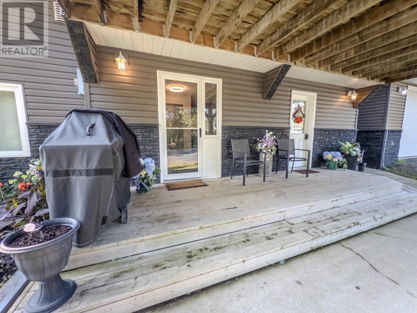 1829 Highway 17 West, Kenora, Ontario  P0X 1C0 - Photo 4 - TB2602491