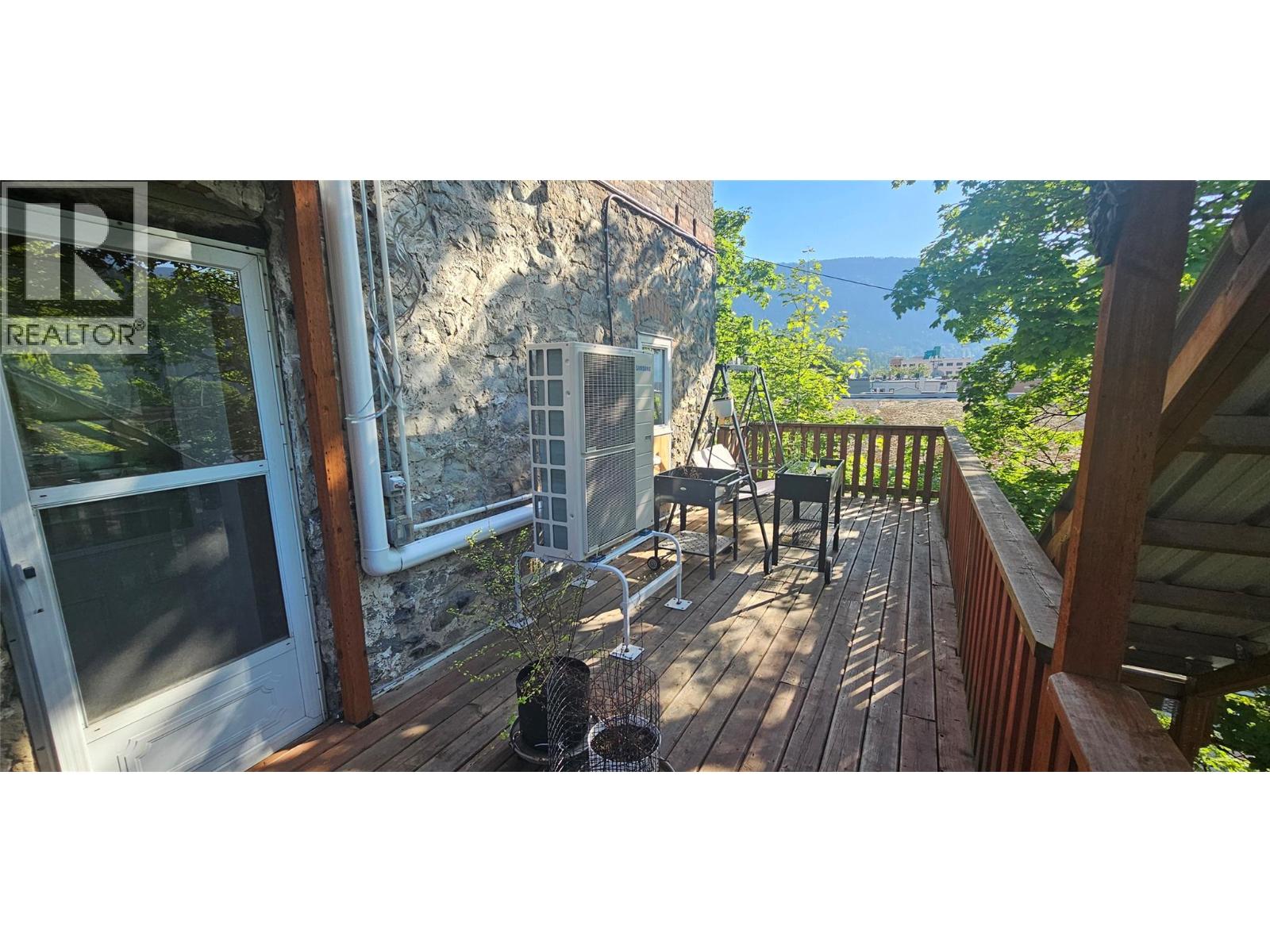 615 Victoria Street, Nelson, British Columbia  V1L 4L1 - Photo 27 - 10389879