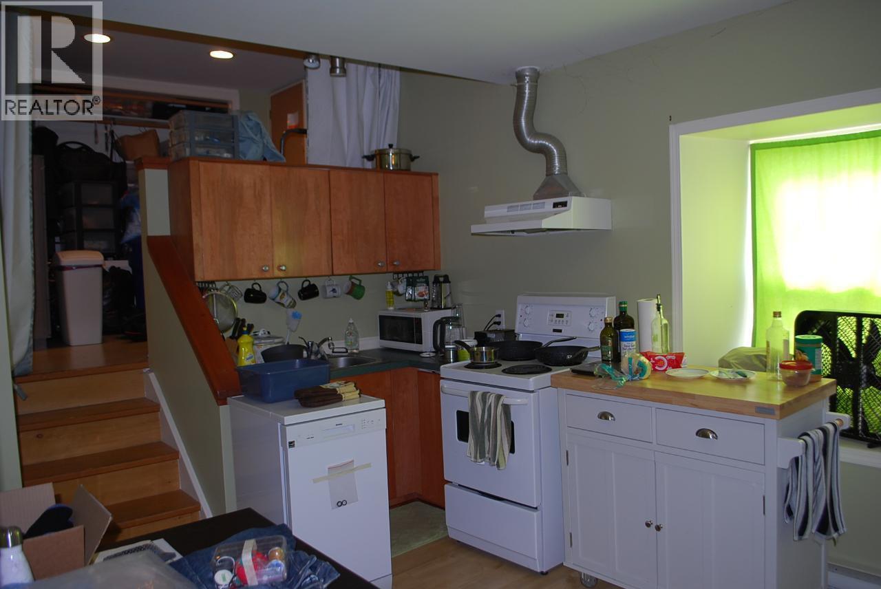 615 Victoria Street, Nelson, British Columbia  V1L 4L1 - Photo 30 - 10389879