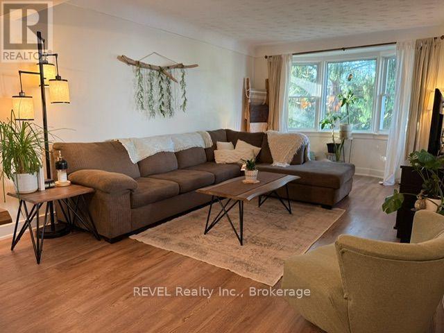 190 Carlton Street, St. Catharines, Ontario  L2R 1S4 - Photo 9 - X13708592