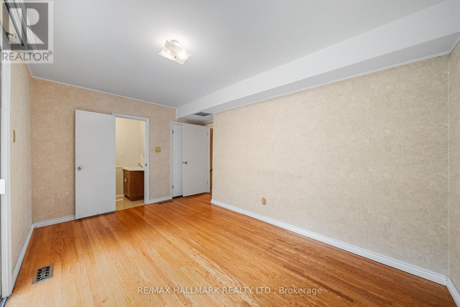 17 Greenyards Drive, Toronto, Ontario  M2M 2R7 - Photo 20 - C13708604