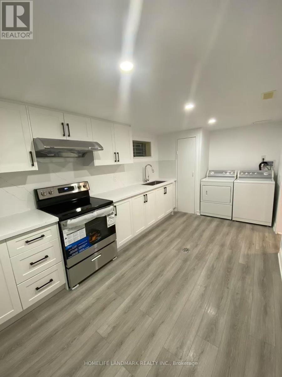 LOWER - 126 ROYWOOD DRIVE