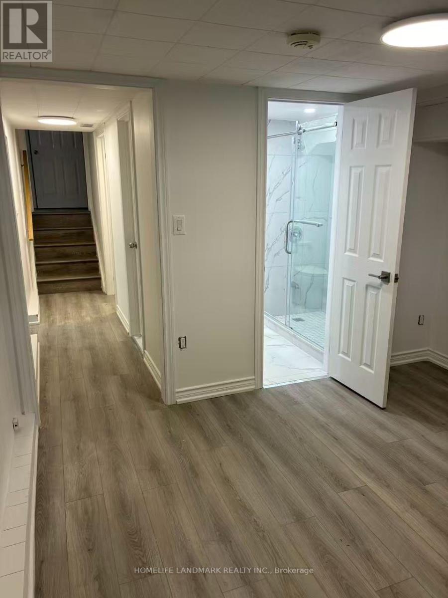 Lower - 126 Roywood Drive, Toronto, Ontario  M3A 2E1 - Photo 4 - C13708616