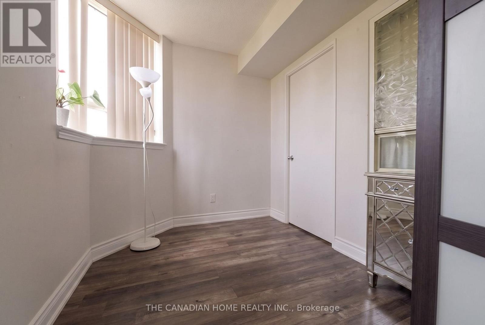 214 - 2466 Eglinton Avenue E, Toronto, Ontario  M1K 5J8 - Photo 3 - E13708574