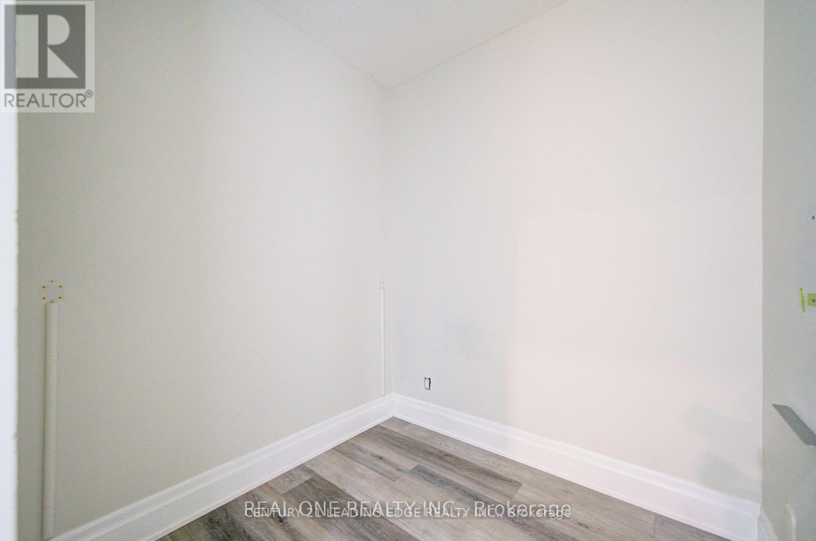 107 - 111 Upper Duke Crescent, Markham, Ontario  L6G 0C8 - Photo 11 - N13708568