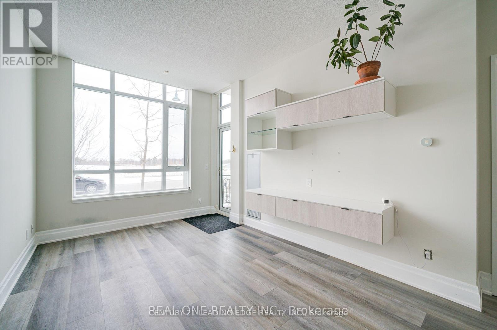 107 - 111 Upper Duke Crescent, Markham, Ontario  L6G 0C8 - Photo 4 - N13708568