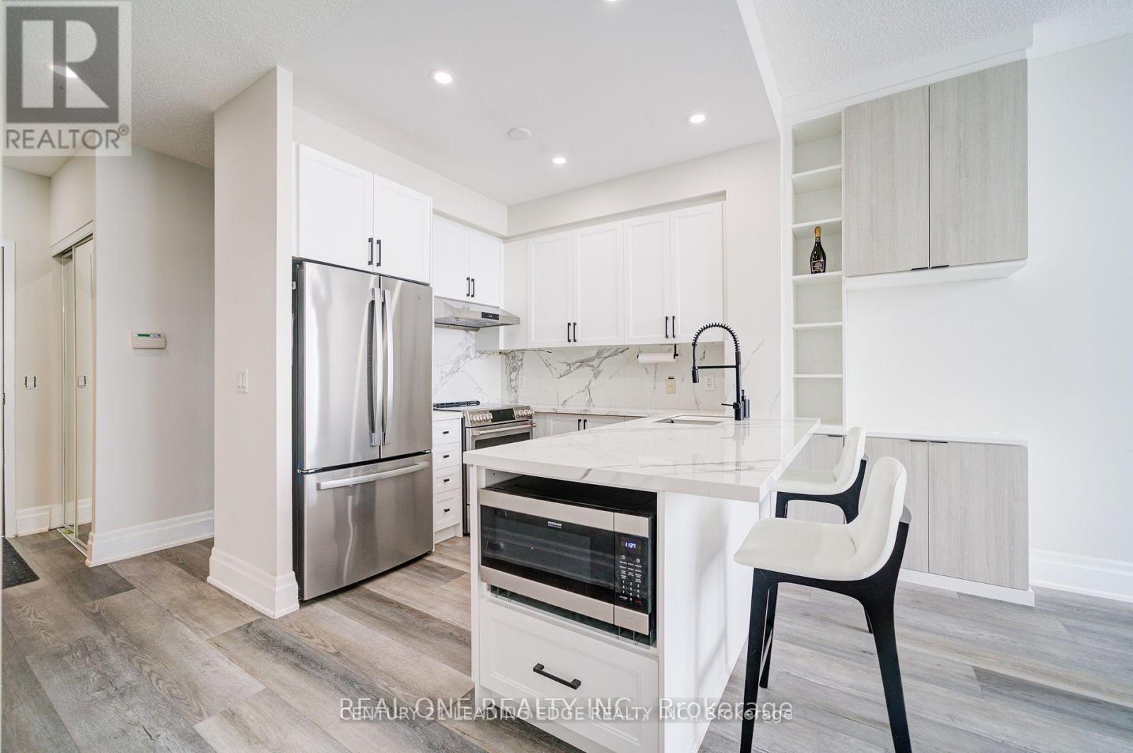 107 - 111 Upper Duke Crescent, Markham, Ontario  L6G 0C8 - Photo 7 - N13708568