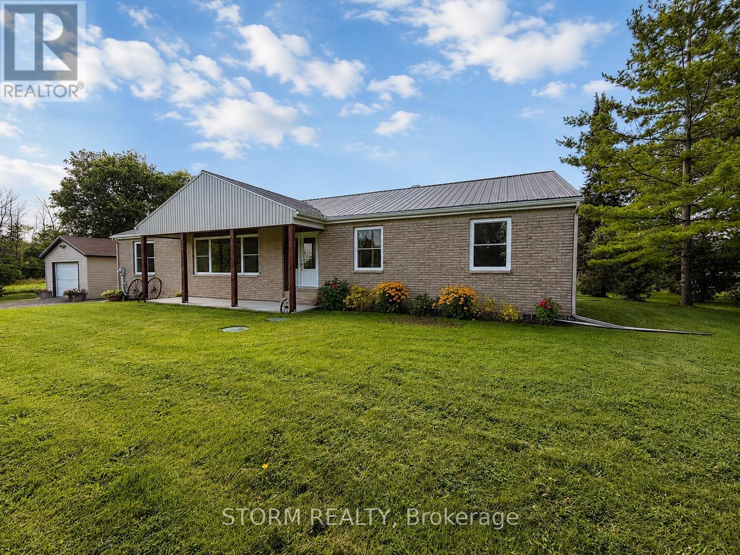 14402 Dafoe Road, South Stormont, Ontario  K0C 1M0 - Photo 2 - X13708600