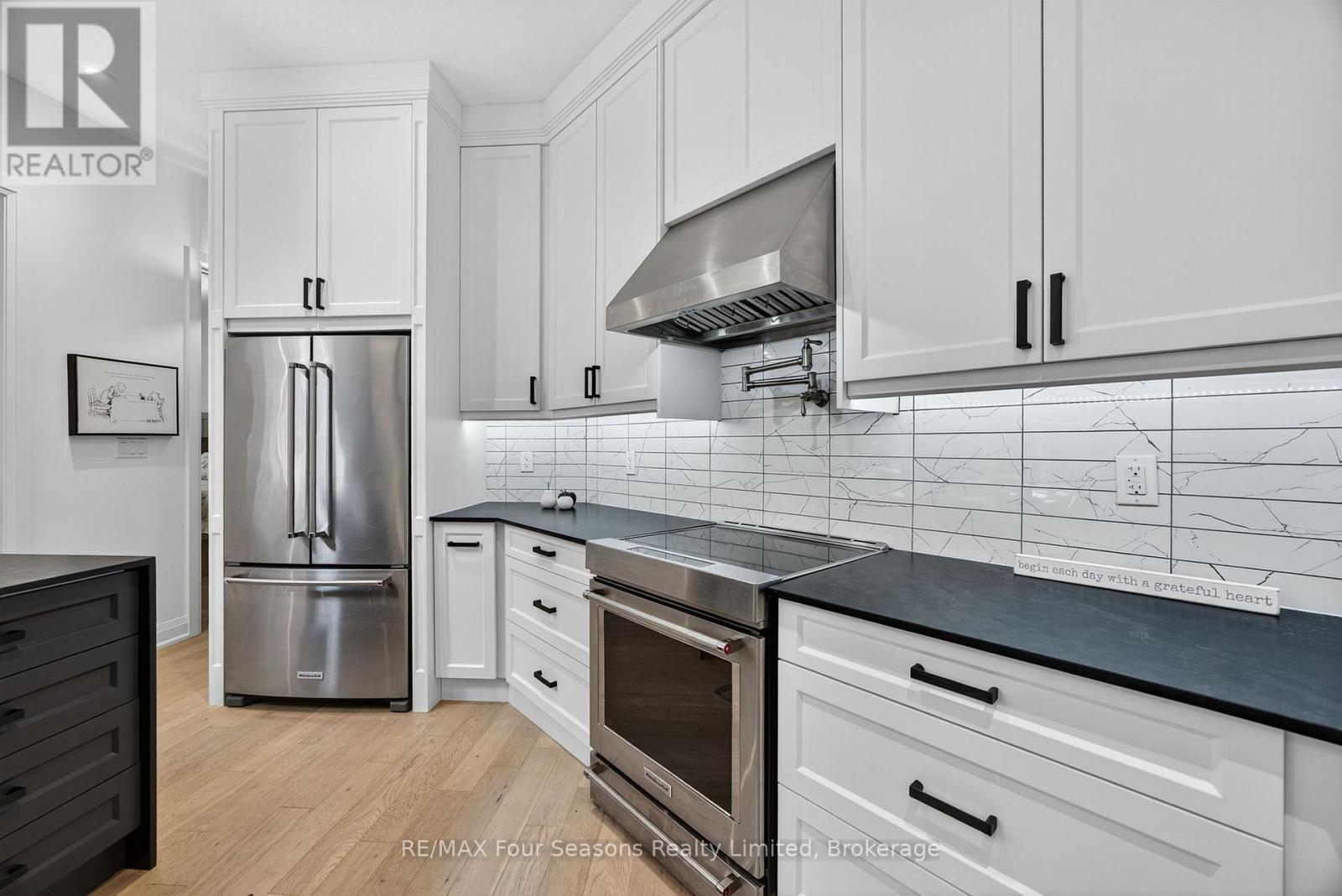 112 Schooners Lane, Blue Mountains, Ontario  N0H 2P0 - Photo 11 - X13708570